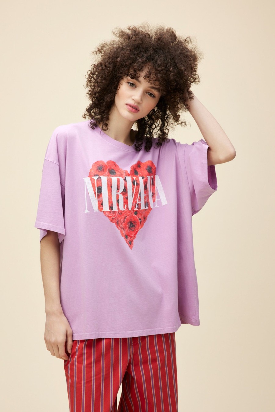 Maglietta DAYDREAMER | T-Shirt Os Nirvana A Forma Di Cuore